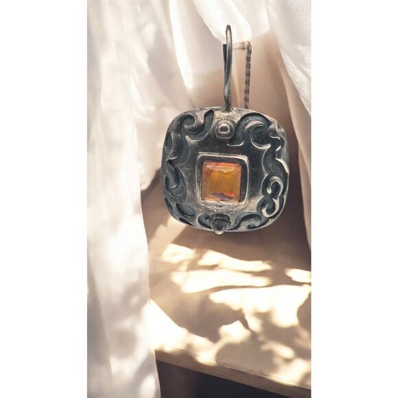 Vintage Silpada Natural Amber Southwestern Style Sterling Earrings - Picture 3 of 6